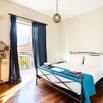 Vicky's Cozy Nest, Your By The Sea Apartment