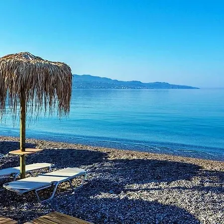 Apartamento Vicky's Cozy Nest, Your By The Sea