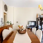 公寓 Vicky's Cozy Nest, Your By The Sea 卡拉马塔