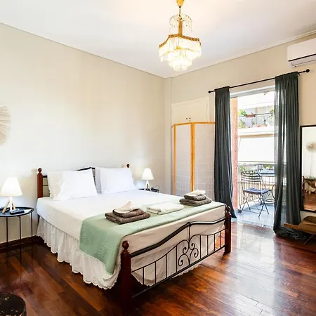 Vicky's Cozy Nest, Your By The Sea