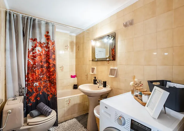 Vicky's Cozy Nest, Your By The Sea Lägenhet *