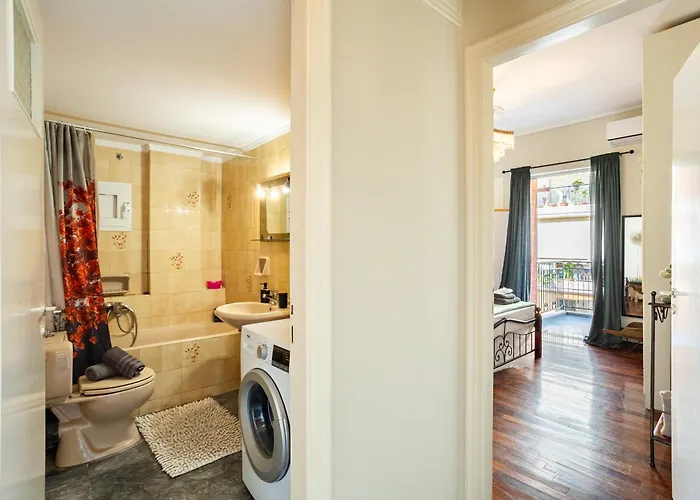 Vicky's Cozy Nest, Your By The Sea Lägenhet *