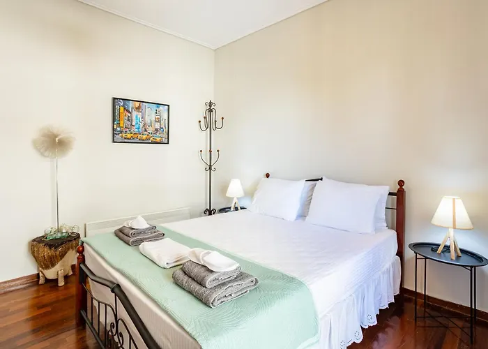 Lägenhet Vicky's Cozy Nest, Your By The Sea *